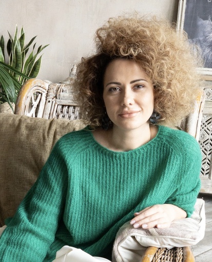 Влада Всеволодовна Мирная